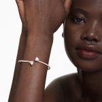 Swarovski Bracciale rigido Mesmera Attract Misura M