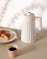 Alessi bollitore elettrico 170 cl bianco plisse