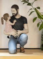 Lladro tra le braccia di pap