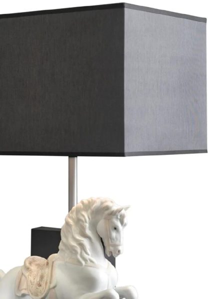 Lladro lampada cavallo in courbette