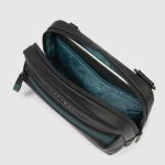 Piquadro Borsello nero in tessuto gommato resistente all'acqua Corner 2.0