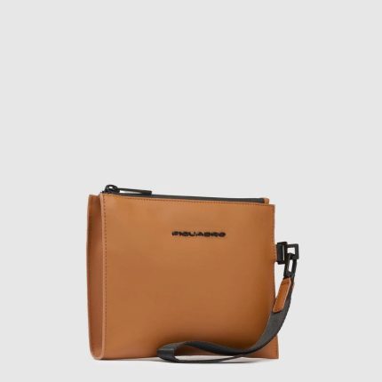 Piquadro Pochette color arancio in tessuto gommato resistente all'acqua Corner 2.0