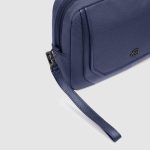 Piquadro Pochette uomo blu in pelle e tessuto riciclato Lyss