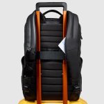 Piquadro Zaino nero in tessuto gommato resistente all'acqua porta pc 15,6" Corner 2.0