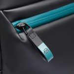 Piquadro Zaino nero in tessuto gommato resistente all'acqua porta pc 15,6" Corner 2.0