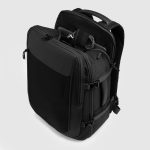 Piquadro Zaino da viaggio nero porta pc 15,6" in tessuto riciclato e pelle Lyss